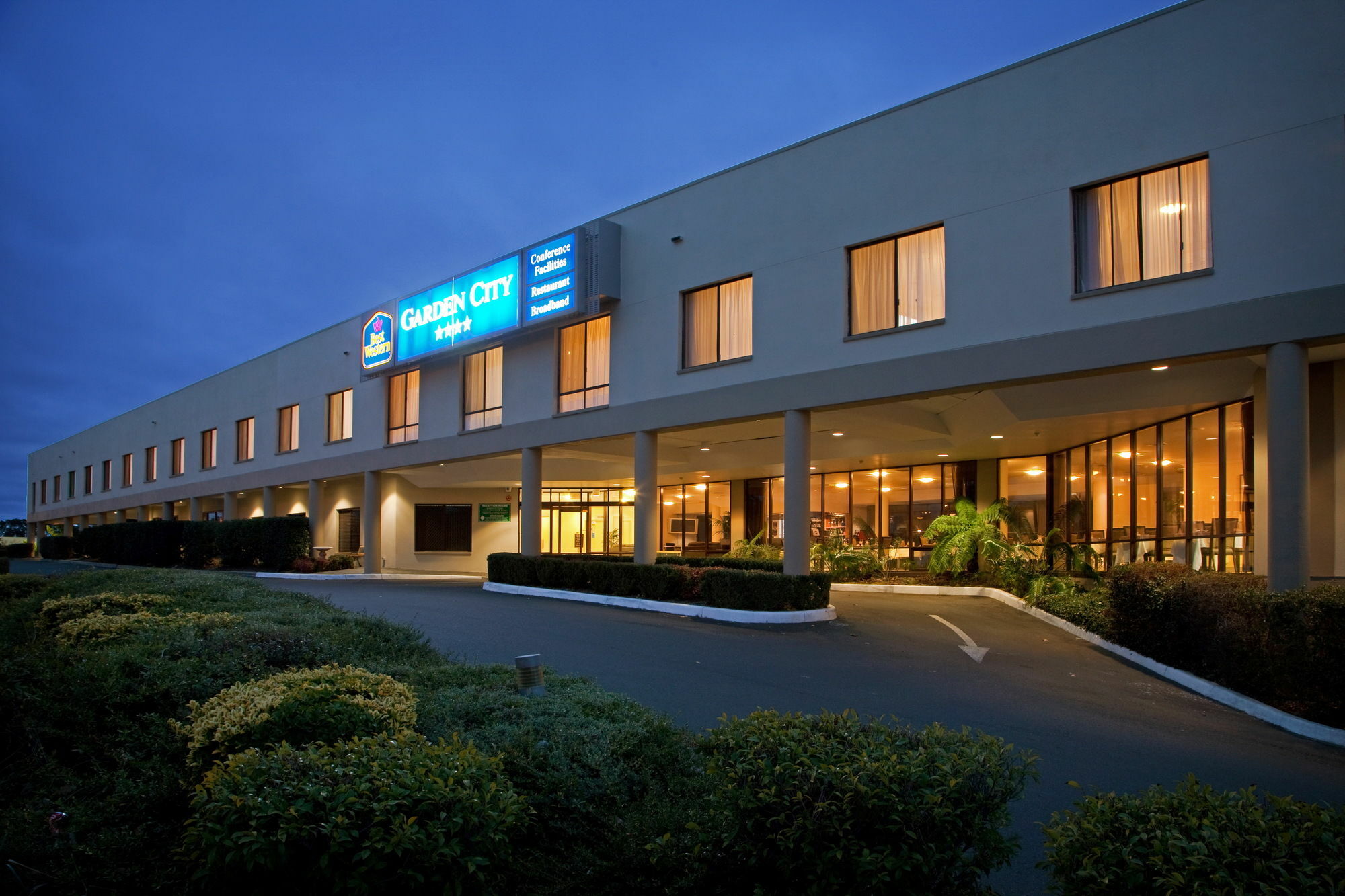 קנברה Garden City Hotel, Best Western Signature Collection מראה חיצוני תמונה